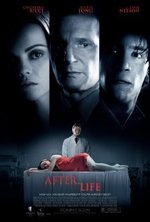 Смотреть After.Life онлайн бесплатно.
